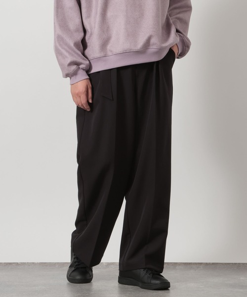 LAKOLE（ラコレ）の「ベルトツキトラウザー / 647745（その他パンツ・メンズ・ブラック/モカ/グレー・LARGE/MEDIUM）」の2枚目の写真