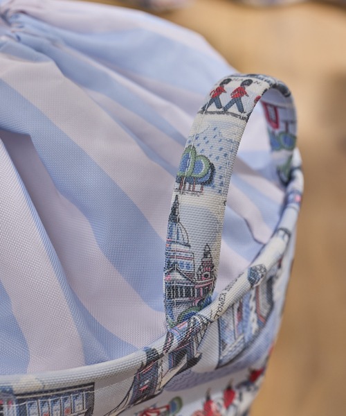 Cath Kidston（キャスキッドソン）の「ランドリーバッグ London Town（ランドリーグッズ・レディース・ブルー・FREE）」の3枚目の写真