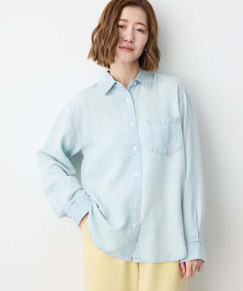 Petit Honfleur（プチオンフルール）の「テンセルデニムシャツ（シャツ/ブラウス・レディース・サックスブルー/ブルー・9号/11号/13号）」の2枚目の写真
