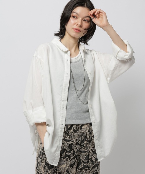 niko and...（ニコアンド）の「リネンブレンドドロストシャツ（シャツ/ブラウス・レディース・ピンク/オフホワイト/ブルー/チャコール・LARGE/MEDIUM）」の2枚目の写真