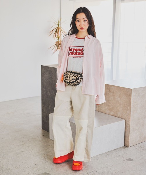 niko and...（ニコアンド）の「リネンブレンドドロストシャツ（シャツ/ブラウス・レディース・ピンク/オフホワイト/ブルー/チャコール・LARGE/MEDIUM）」の6枚目の写真