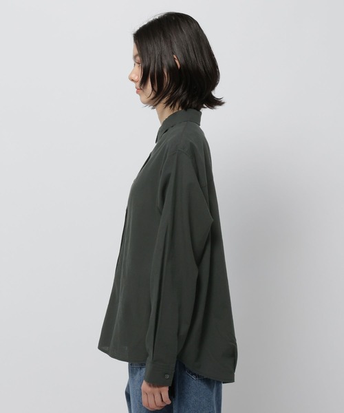 niko and...（ニコアンド）の「リネンブレンドドロストシャツ（シャツ/ブラウス・レディース・ピンク/オフホワイト/ブルー/チャコール・LARGE/MEDIUM）」の17枚目の写真