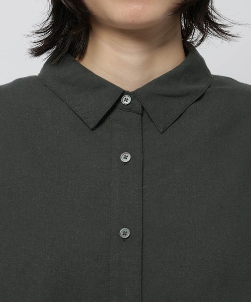 niko and...（ニコアンド）の「リネンブレンドドロストシャツ（シャツ/ブラウス・レディース・ピンク/オフホワイト/ブルー/チャコール・LARGE/MEDIUM）」の22枚目の写真