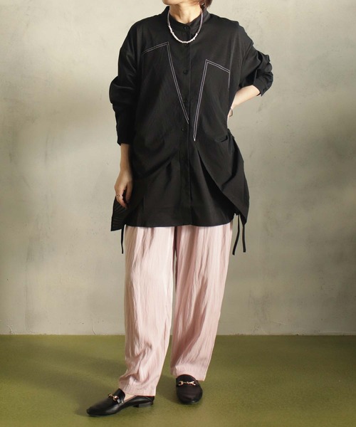 BIZ CREEK(ビズクリーク)の「ステッチミックスロングシャツ(シャツ/ブラウス・レディース・ブラック/サックスブルー/ホワイト・FREE)」の7枚目の写真