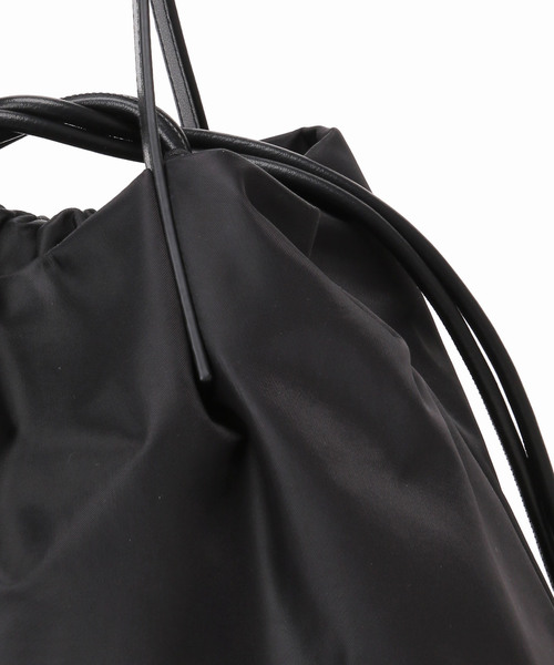 LE TALON（ルタロン）の「LETALON 2WAYギャザーナイロントート（トートバッグ・レディース・ベージュ/ブラック・FREE）」の17枚目の写真