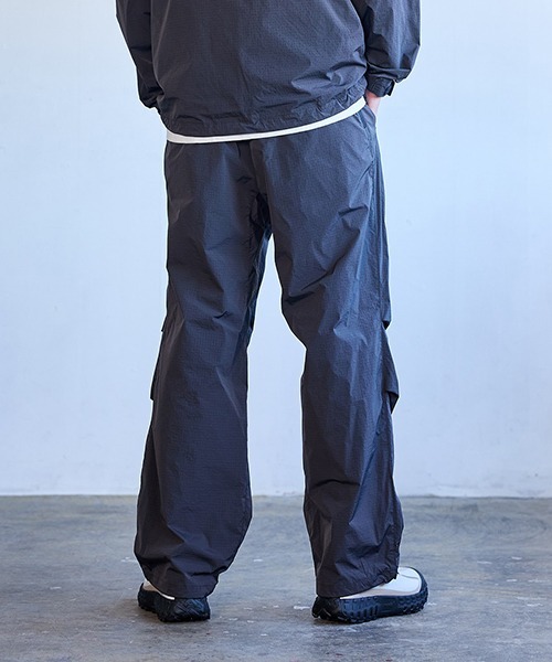 GOLDWIN（ゴールドウィン）の「Goldwin / ゴールドウイン：別注 Dope Dyed Rip-stop Wide Pants：ONLYARK-3-2507[PIE]（その他パンツ・メンズ・グレー系その他・3/2/1/4）」の3枚目の写真