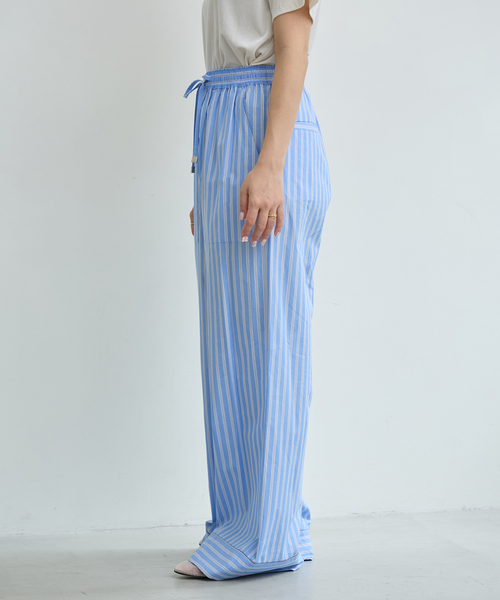 IENA LA BOUCLE（イエナラブークル）の「IENA LA BOUCLE コットンストライプスリーピーパンツ（その他パンツ・レディース・ライトブルー・38/36）」の5枚目の写真