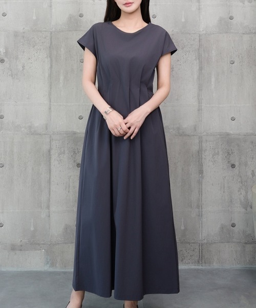 DRESS PLUS(ドレスプラス)の「ロングワンピ ラッシュガード ウエストタック(ワンピース・レディース・チャコール/ダークベージュ/ブラック・M/L)」の5枚目の写真