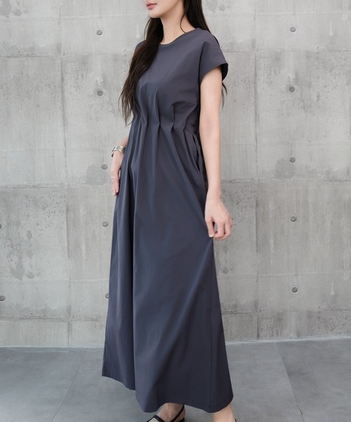 DRESS PLUS(ドレスプラス)の「ロングワンピ ラッシュガード ウエストタック(ワンピース・レディース・チャコール/ダークベージュ/ブラック・M/L)」の11枚目の写真