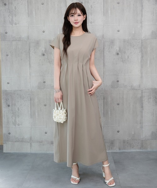 DRESS PLUS(ドレスプラス)の「ロングワンピ ラッシュガード ウエストタック(ワンピース・レディース・チャコール/ダークベージュ/ブラック・M/L)」の18枚目の写真