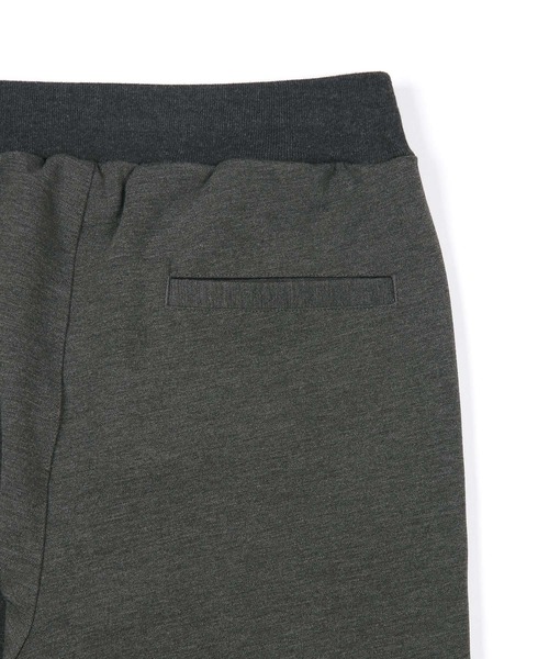 The DUFFER of ST.GEORGE(ザダファーオブセントジョージ)の「【WEB限定アイテム】HIGH DENSITY LIGHT PONTE SKINNY JOGGER PANTS: ロングレングス ライトポンチ スキニーパンツ / 超ストレッチ / 美脚スリム(スウェットパンツ・メンズ・チャコールグレー/ブラック・SMALL/MEDIUM/LARGE/X-LARGE)」の13枚目の写真