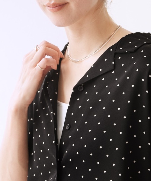 reca(レカ)の「とろみ開襟ドットシャツ(シャツ/ブラウス・レディース・ブラック/ベージュ/グレー・M)」の6枚目の写真