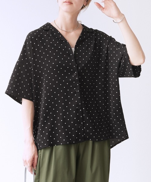 reca(レカ)の「とろみ開襟ドットシャツ(シャツ/ブラウス・レディース・ブラック/ベージュ/グレー・M)」の7枚目の写真