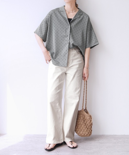 reca(レカ)の「とろみ開襟ドットシャツ(シャツ/ブラウス・レディース・ブラック/ベージュ/グレー・M)」の11枚目の写真