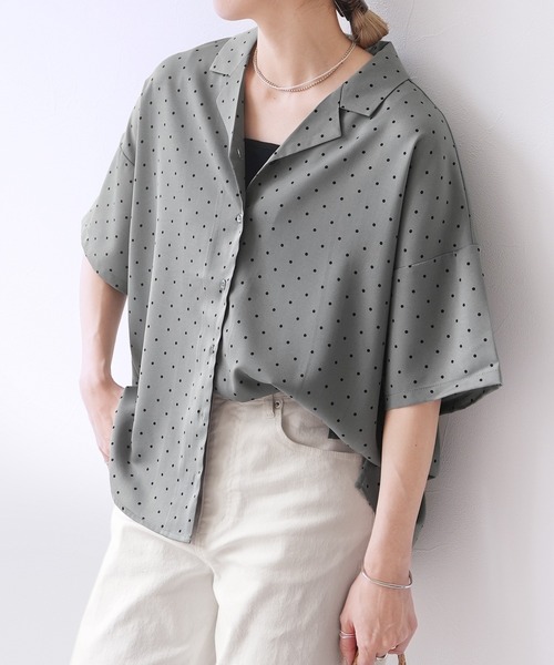 reca(レカ)の「とろみ開襟ドットシャツ(シャツ/ブラウス・レディース・ブラック/ベージュ/グレー・M)」の12枚目の写真