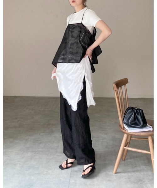 She's Closet(シーズクローゼット)の「アシンメトリー サイドスリット 付け裾 レイヤード 巻きスカート / レースサテンスカート(スカート・レディース・アイボリー/ブラウン/ブラック・FREE)」の15枚目の写真