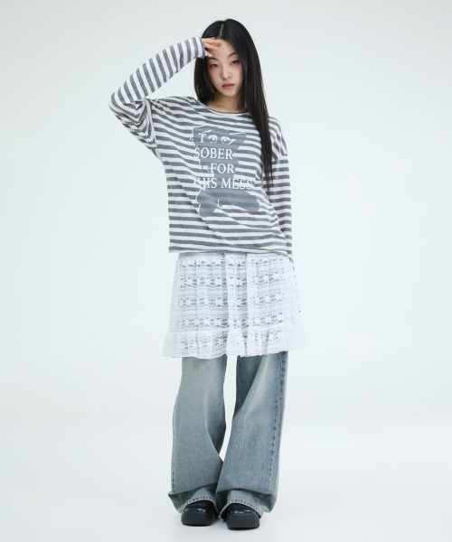 PORTERNA(ポルテナ)の「GRAPHIC STRIPE T-SHIRT-2COLOR(Tシャツ/カットソー・レディース・ブラック/ライトグレー・OS)」の4枚目の写真