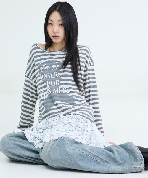 PORTERNA(ポルテナ)の「GRAPHIC STRIPE T-SHIRT-2COLOR(Tシャツ/カットソー・レディース・ブラック/ライトグレー・OS)」の6枚目の写真