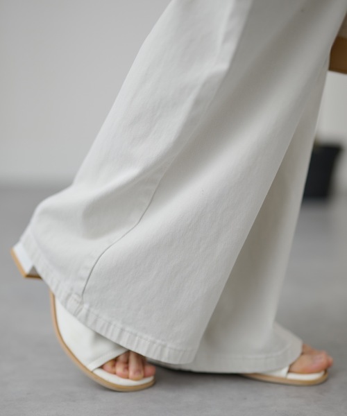 DAYRA（デイラ）の「ハイウエスト ストレート ワイド デニム パンツ（デニムパンツ・レディース・アイボリー/ブラック/ブルー・S/M/XL/L）」の21枚目の写真