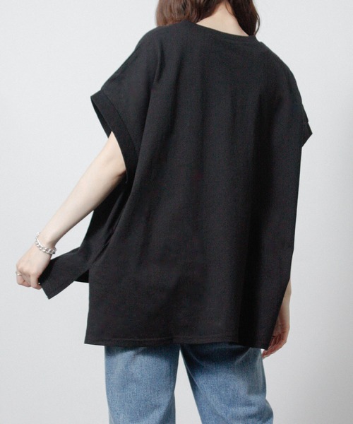 NYLAUS(ナイラス)の「【SG】接触冷感オーバーサイズTシャツ(Tシャツ/カットソー・レディース・アイボリー/ブラック/ライトブルー/チャコール・M)」の6枚目の写真