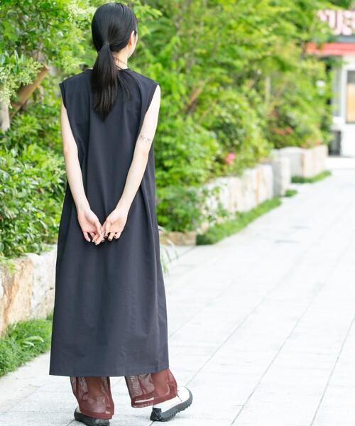 EKAL(エカル)の「『UVカット/吸水速乾』DRY OUT SLEEVLESS ONEPIECE(ワンピース・レディース・アイボリー/ネイビー/ブラウン/ピンク・ONE)」の15枚目の写真