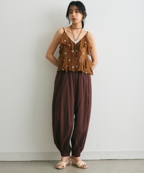 Trish(トリッシュ)の「ラフィアライクウエッジソールサンダル(サンダル・レディース・アイボリー/キャメル・MEDIUM/LARGE)」の20枚目の写真