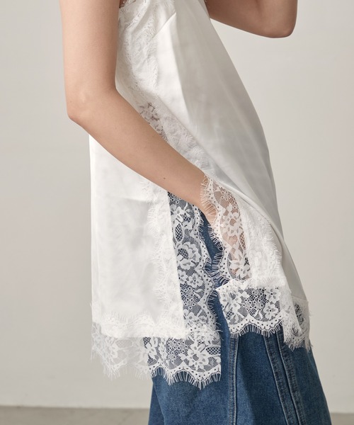 OFROOM(オフルーム)の「Satin Lace Cami|サテンレースキャミ(キャミソール・レディース・ホワイト/ブラック・FREE)」の16枚目の写真