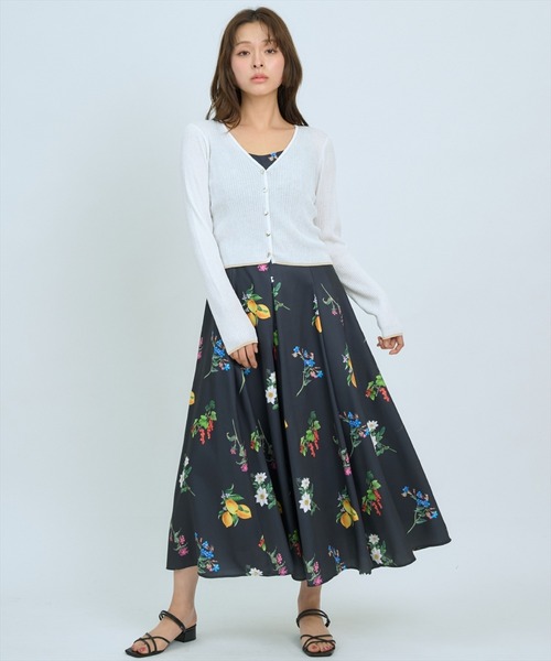AND COUTURE(アンドクチュール)の「シアーリブクロップドニットカーディガン(カーディガン/ボレロ・レディース・グリーン/レッド/ネイビー/オフホワイト・FREE)」の20枚目の写真