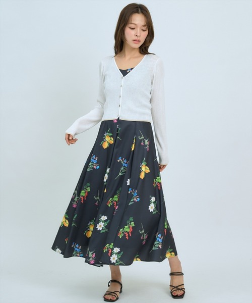 AND COUTURE(アンドクチュール)の「シアーリブクロップドニットカーディガン(カーディガン/ボレロ・レディース・グリーン/レッド/ネイビー/オフホワイト・FREE)」の21枚目の写真