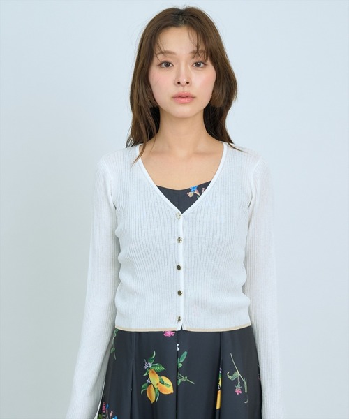 AND COUTURE(アンドクチュール)の「シアーリブクロップドニットカーディガン(カーディガン/ボレロ・レディース・グリーン/レッド/ネイビー/オフホワイト・FREE)」の22枚目の写真