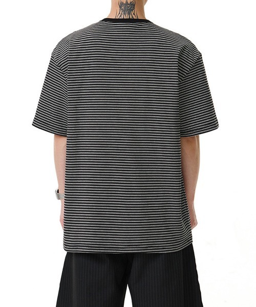 Ressaca(レサーカ)の「ボーダー柄ヘンリーネックTシャツ(Tシャツ/カットソー・メンズ・ブラック/ホワイト・XL/L/M)」の4枚目の写真