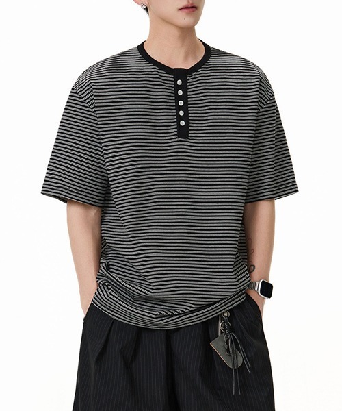 Ressaca(レサーカ)の「ボーダー柄ヘンリーネックTシャツ(Tシャツ/カットソー・メンズ・ブラック/ホワイト・XL/L/M)」の13枚目の写真