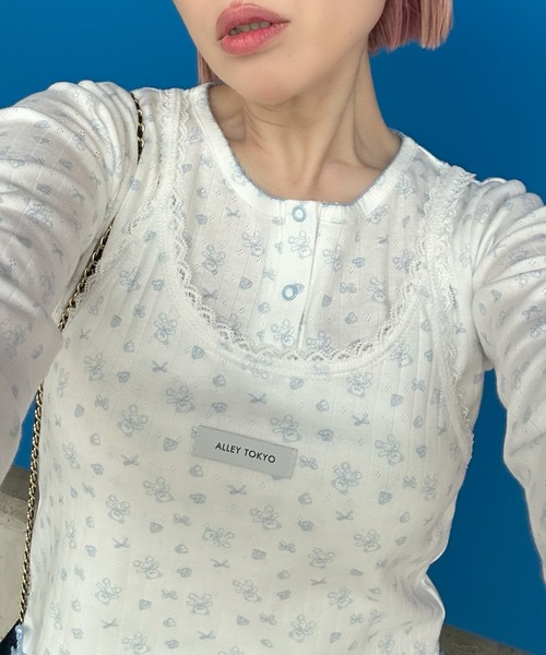 Alley Tokyo(アリートーキョー)の「パターンメッシュのロンTキャミセット(Tシャツ/カットソー・レディース・ピンク/アニマル/オフホワイト・FREE)」の1枚目の写真