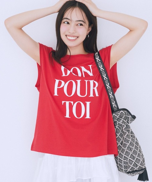 earth music&ecology（アースミュージックアンドエコロジー）の「フレンチスリーブプリントTシャツ（Tシャツ/カットソー・レディース・オフホワイト/チャコールグレー/レッド・FREE）」の4枚目の写真