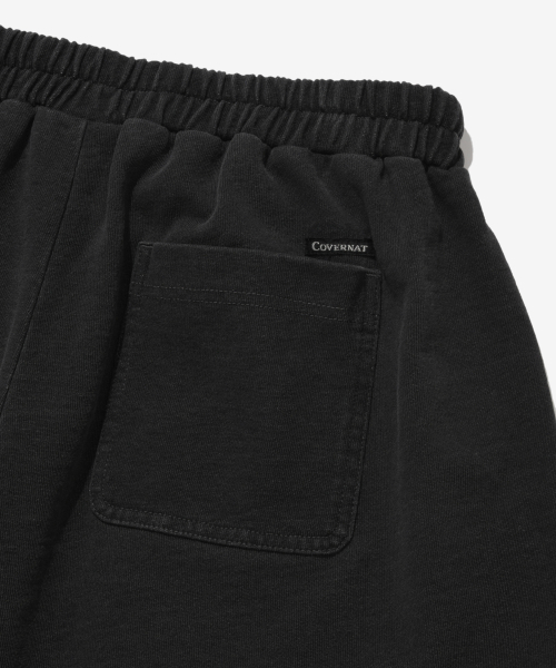 COVERNAT（カバーナット）の「Cロゴバミューダデニムスウェットショーツブラック（その他パンツ・レディース・その他・SMALL/MEDIUM/LARGE/X-LARGE）」の9枚目の写真