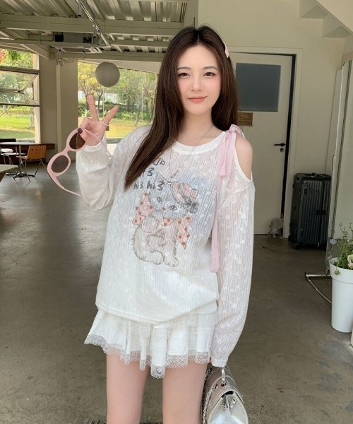 Ritzy（リッツィー）の「リボンショルダーシアープリントトップス（Tシャツ/カットソー・レディース・ホワイト・M/L）」の3枚目の写真