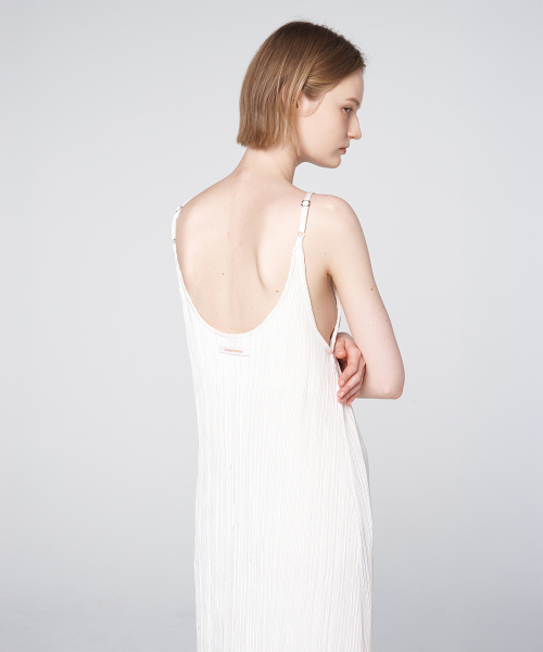 320SHOWROOM(320ショールーム)の「Pleated Slip Long Dress White(ワンピース・レディース・ホワイト・FREE)」の2枚目の写真