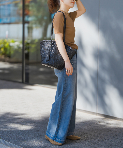 Spick & Span（スピックアンドスパン）の「《追加2》Bagmati/バグマティ レザーメッシュバッグ（トートバッグ・レディース・ブラック・FREE）」の5枚目の写真