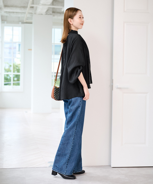 U by SPICK&SPAN(ユーバイスピックアンドスパン)の「シアーストライプ2WAYボウタイブラウス(シャツ/ブラウス・レディース・ブラック/ホワイト・FREE)」の5枚目の写真