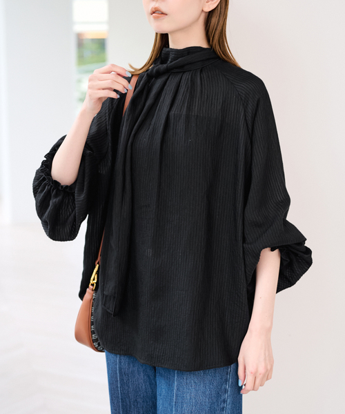 U by SPICK&SPAN(ユーバイスピックアンドスパン)の「シアーストライプ2WAYボウタイブラウス(シャツ/ブラウス・レディース・ブラック/ホワイト・FREE)」の9枚目の写真