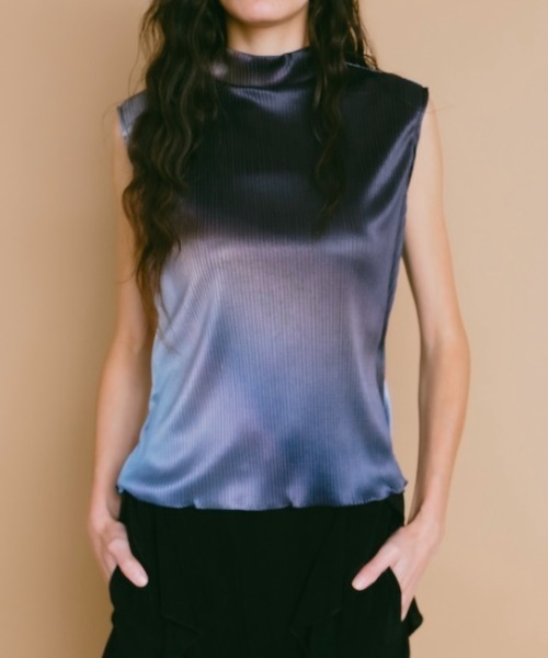 sahara(サハラ)の「Art Print Sleeveless Top(Tシャツ/カットソー・レディース・ブルー/ブラック/ライトブルー・FREE)」の2枚目の写真