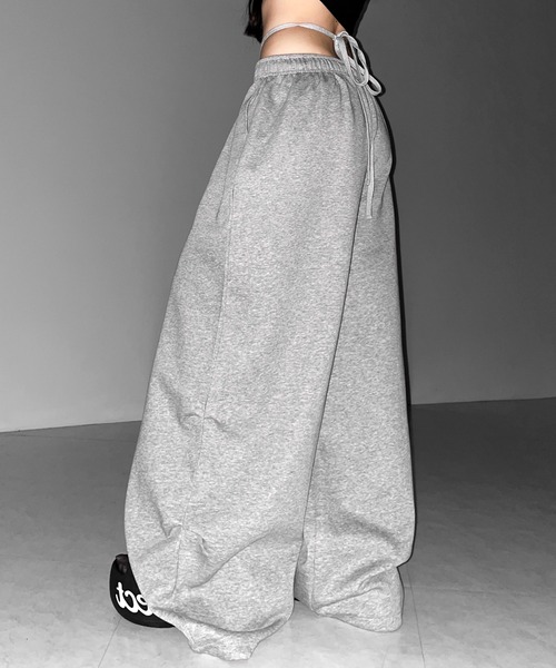 me+em select(ミームセレクト)の「【 3color 】ウエストストリングタックワイドスウェットパンツ / waist string tack wide sweat pants(スウェットパンツ・レディース・ブラック/グレー/ピンク・FREE)」の17枚目の写真