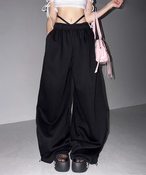 me+em select(ミームセレクト)の「【 3color 】ウエストストリングタックワイドスウェットパンツ / waist string tack wide sweat pants(スウェットパンツ・レディース・ブラック/グレー/ピンク・FREE)」の9枚目の写真
