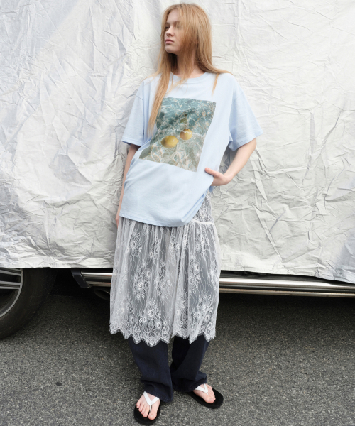 LEVAR（レバー）の「Moment Graphic T-shirt - Polar Sky-Blue（Tシャツ/カットソー・レディース・その他・FREE）」の3枚目の写真