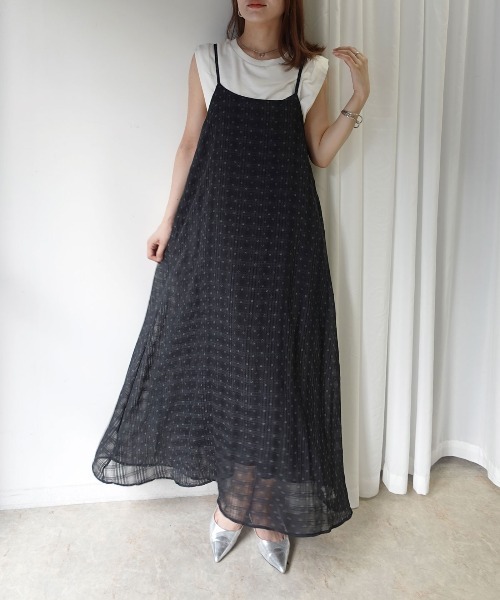 CORNERS(コーナーズ)の「花柄プリントシアーチェックキャミワンピース(ワンピース・レディース・ブラック/オフホワイト・M)」の6枚目の写真