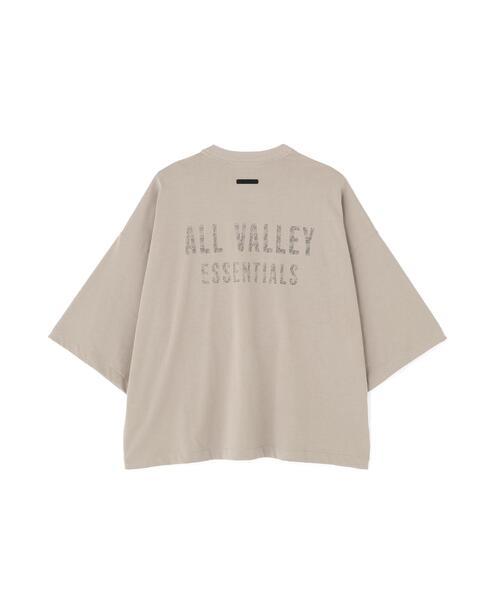 FOG ESSENTIALS（エフオージーエッセンシャルズ）の「Fear of God ESSENTIALS/FOG エッセンシャルズ/MERCH TEE（Tシャツ/カットソー・メンズ・アイボリー/ブルー/グレー・S/L/M）」の6枚目の写真