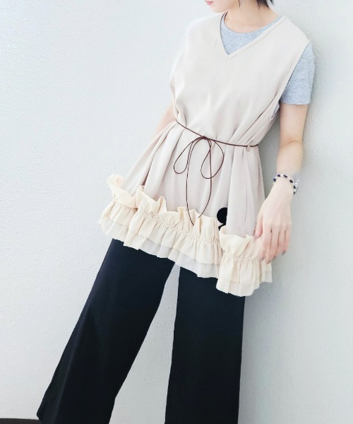 CRYSTAL BALL(クリスタルボール)の「Gathered Hem Sleeveless Tops(Tシャツ/カットソー・レディース・ベージュ/ブラック・FREE)」の3枚目の写真
