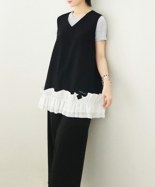 CRYSTAL BALL(クリスタルボール)の「Gathered Hem Sleeveless Tops(Tシャツ/カットソー・レディース・ベージュ/ブラック・FREE)」の12枚目の写真
