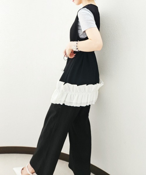 CRYSTAL BALL(クリスタルボール)の「Gathered Hem Sleeveless Tops(Tシャツ/カットソー・レディース・ベージュ/ブラック・FREE)」の19枚目の写真