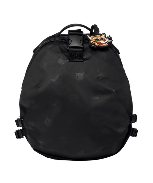Onitsuka Tiger(オニツカタイガー)の「SMALL PRINTED BACK PACK / スモールプリンテッドバックパック(ショルダーバッグ・レディース・ブラック・OS)」の1枚目の写真